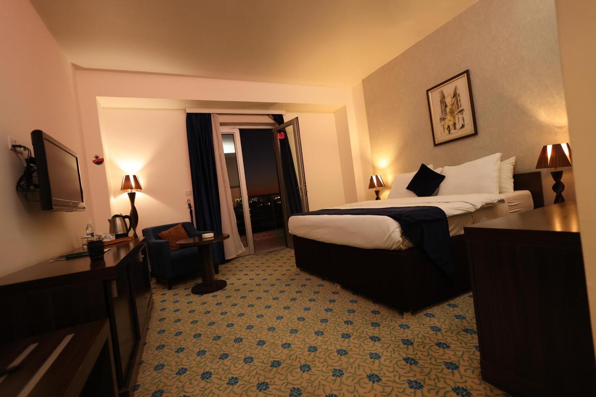 فندق بغداد Baghdad International Hotel Eksteriør bilde